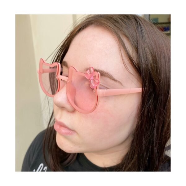 Set “Lentes Hello Kitty con accesorios para el pelo”
